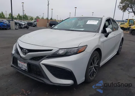 2023 Toyota Camry Se/Se Nightshade Edition z USA, uszkodzony, nr VIN 4T1T11AK3PU134919